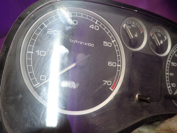 фото №5, Peugeot 307 01-05 1.6 109km спидометр приборы p9645768480e