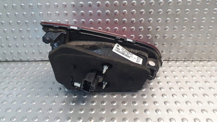 фото №7, Лампа зад правая w крышка багажника vw golf 7 vii хэтчбек рестайлинг 5g0945094ag 12-