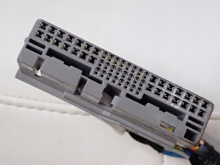 фото №10, Комплект сидений европа оригинал кожа tesla модель 3 19r