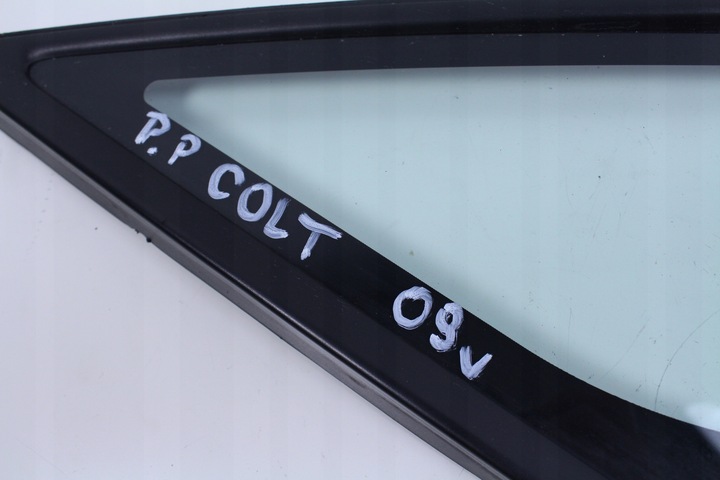 фото №4, Скло кузовна праві перед colt vi 09r.