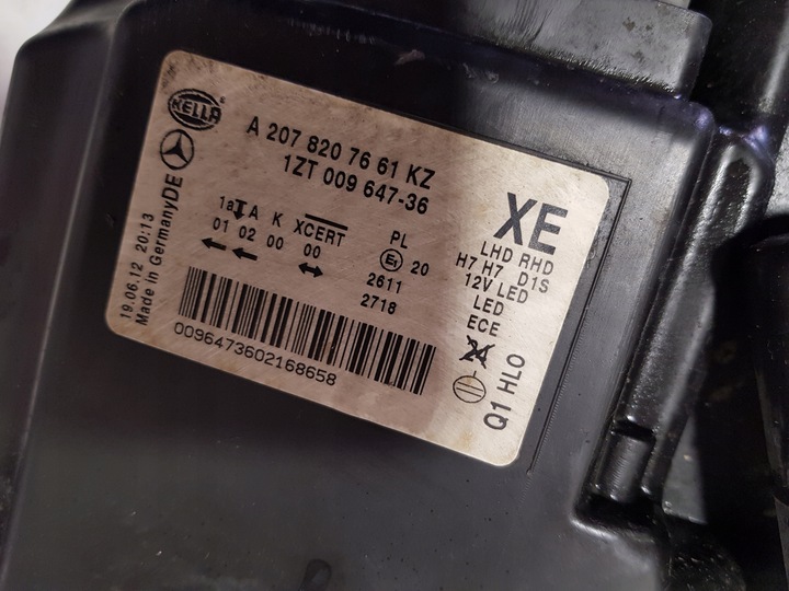 фото №13, Лампа ксенон bi-xenon праві перед mercedes w207 c207