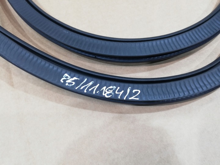 фото №8, Bmw x5 g05 f95 lci ущільнювач двері задніх зад 7428696 9465543