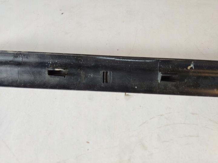 фото №9, Bmw 3 e36 1994 накладка пороговая дверь передних 8146581