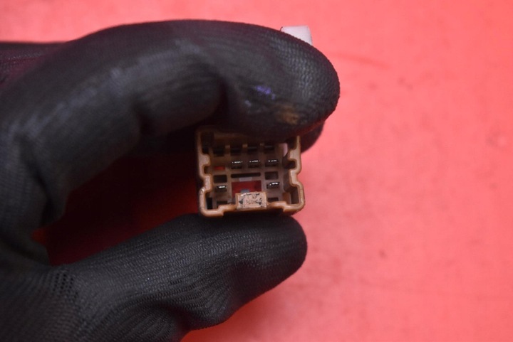 фото №8, Лампа левая зад задняя 26555em01a nissan tiida 1 i hb 04-08