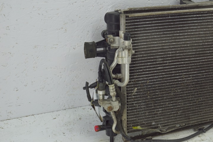 фото №3, Pas переднее радиатор opel astra h 1.8 b