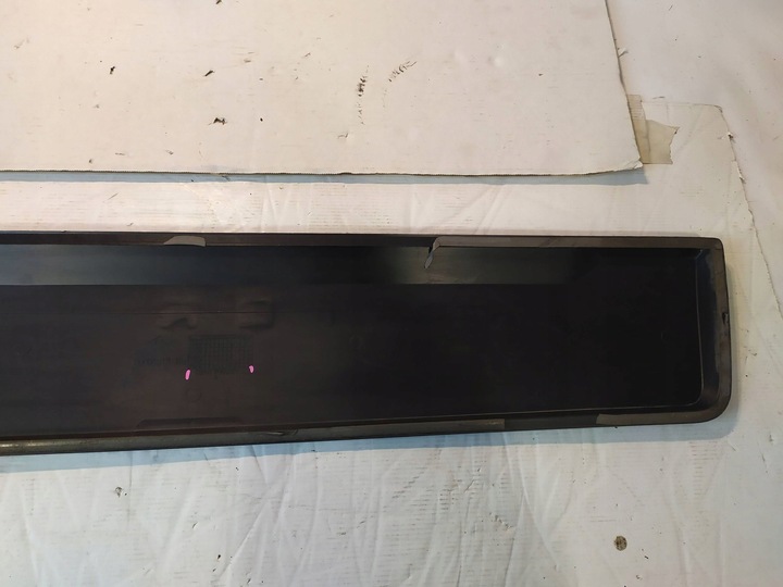 фото №10, Планка двері лівий перед dacia duster 8201700230