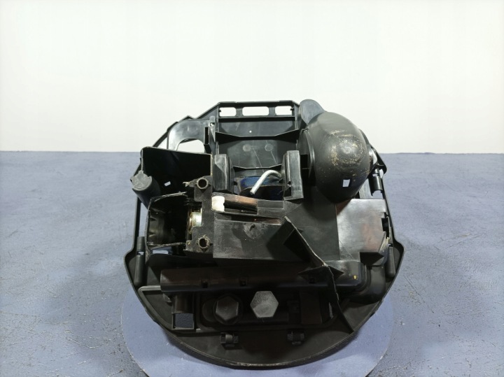 фото №5, Renault clio iii вкладка диски запасного домкрат 8200696876