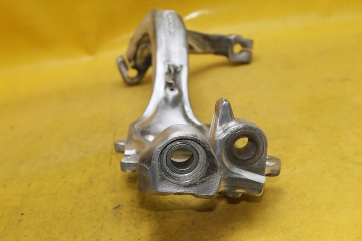 фото №6, Поворотна опора праві перед s6 c6 5.2 fsi 3.0 tdi 2.7 tdi 4f0258 92mm