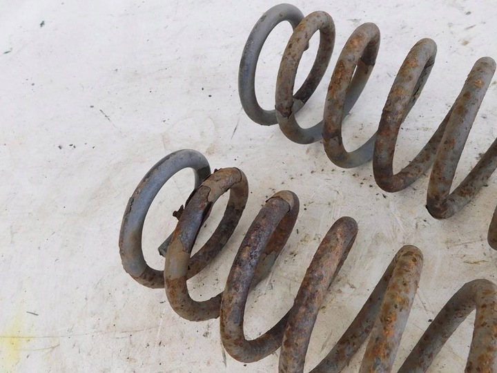 фото №8, Kia ceed i 2008r 5 d hb - пружина зад