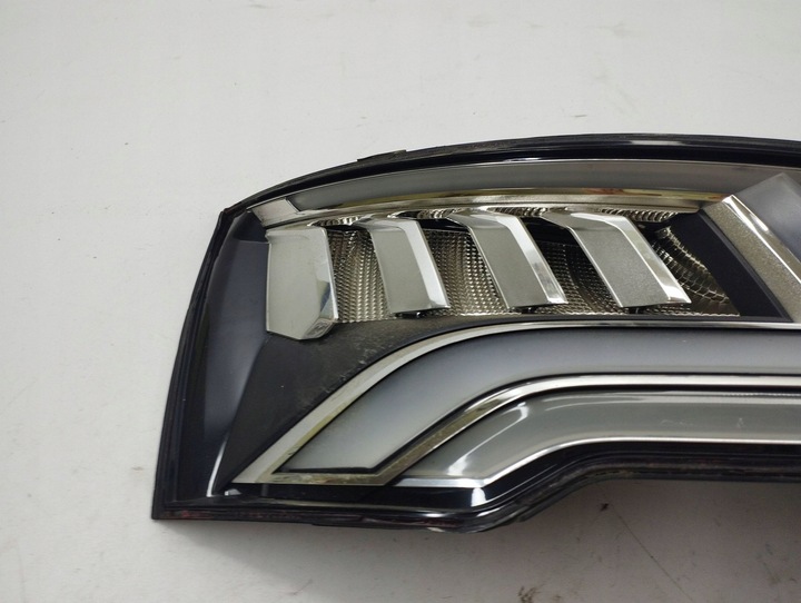 фото №11, Audi q5 sq5 2020 левая сторона лампа задняя