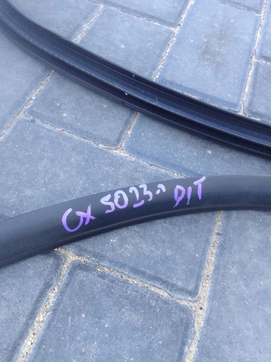 фото №7, Mazda cx50 23- прокладка дверь usa