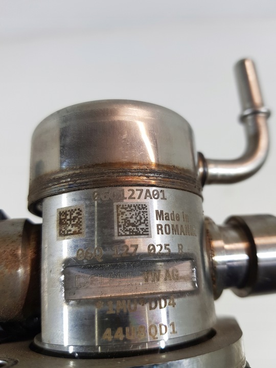 фото №9, Насос топлива 06q127025r vw golf audi a6 a5 q5 skoda 2.0 tfsi