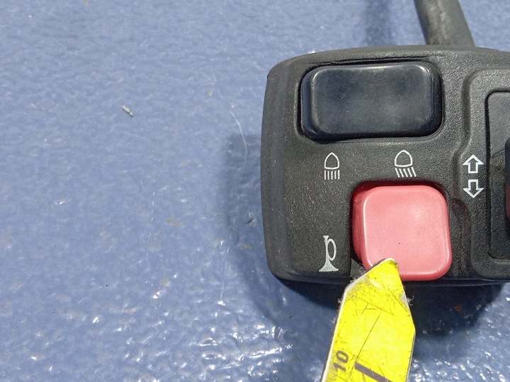 фото №6, Rieju rs2 matrix переключатель рулевой/подрулевой поворотов