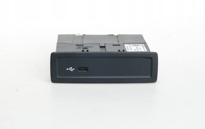 фото №1, Multimediabox, usb одинарный mercedes a1678201402