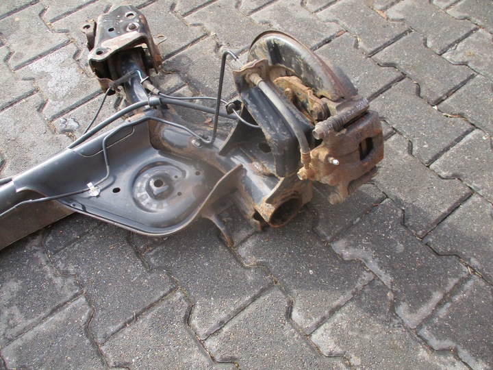 фото №14, Вісь балка підвішування зад задні nissan juke f15