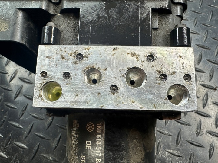 фото №5, Блок управления abs audi a3 8p рестайлинг 1.8 tfsi 1k0907379ae