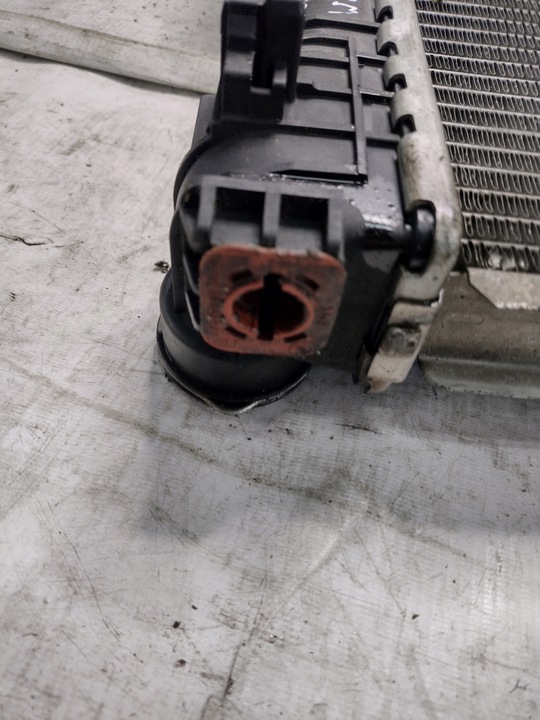 фото №11, Радиаторов воды mercedes w212 2,2cdi автомат