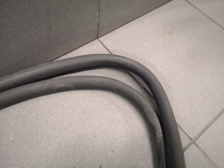 фото №9, Прокладка двері праві перед audi a6 c5