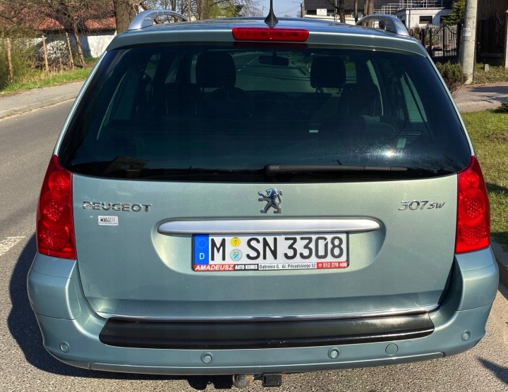 фото №12, Peugeot 307 sw - молдинг хром na крышка багажника хромированная