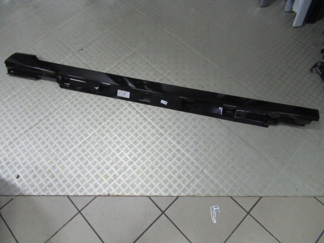 фото №1, Планка порогова накладка права vw passat b8 high 3g0853856an lc9x нова