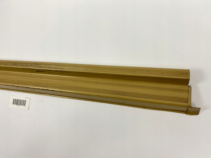 фото №6, Планка порогова накладка порога перед правий лівий mercedes w201 190 бежева