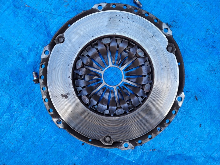 фото №11, Запчасти zafira c insignia a колесо двухмассовый двухмассовый маховик сцепление f40 2.0 cdti