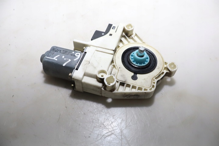 фото №1, Моторчик стекло левый зад audi a6 c6