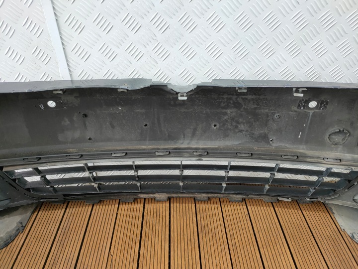 фото №13, Vw jetta vi 5c 10-14 бампер передний pod pdc решётки противотуманка перед kpl oem номер