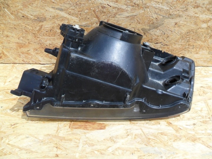 фото №13, Mitsubishi pajero v60/v70 2000 фара правое org