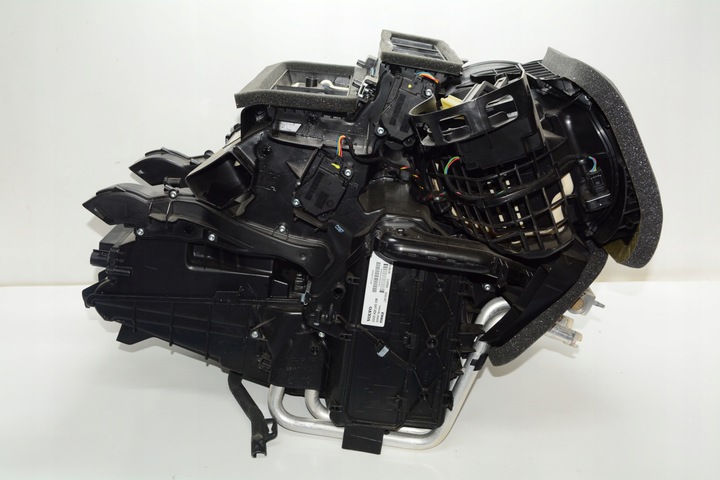 фото №12, Отопитель комплектная воздуходувка 31418842 volvo s60 ii v60 2,4 d5 eu