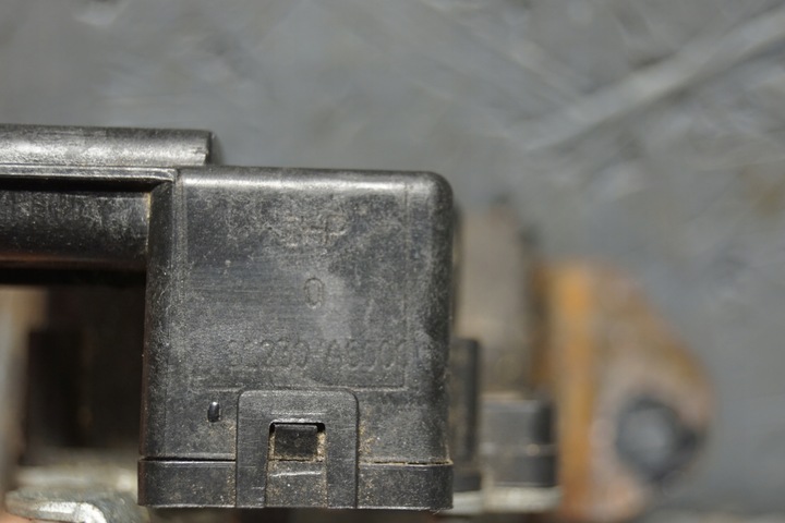 фото №8, Замок крышки багажника kia ceed 8230-a6000