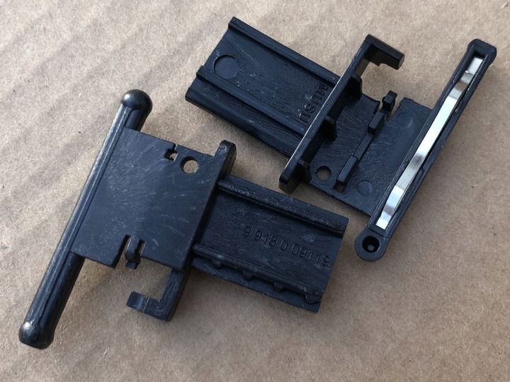 фото №9, Защита панорамы люк серый серый 1k8877307 do vw scirocco 2008-2017