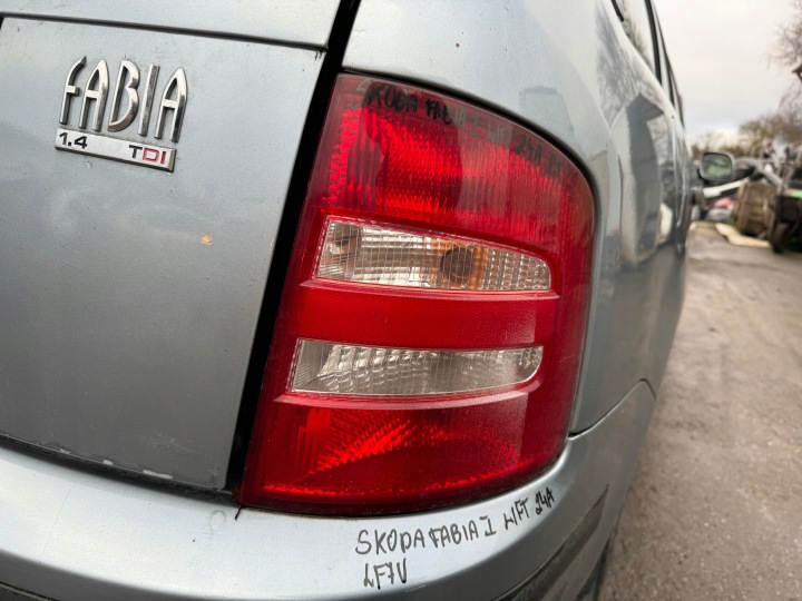 фото №7, Skoda fabia i рестайлінг універсал фара права задня праве зад lf7u