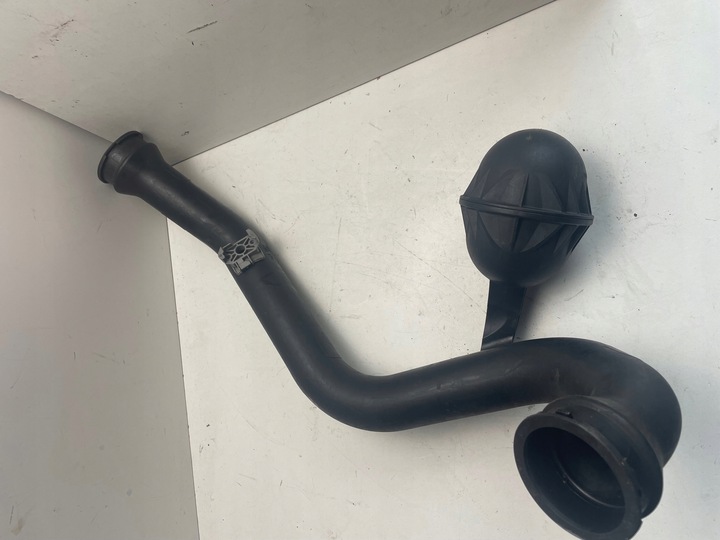 фото №1, Audi труба інтеркулер 8k0145673ac