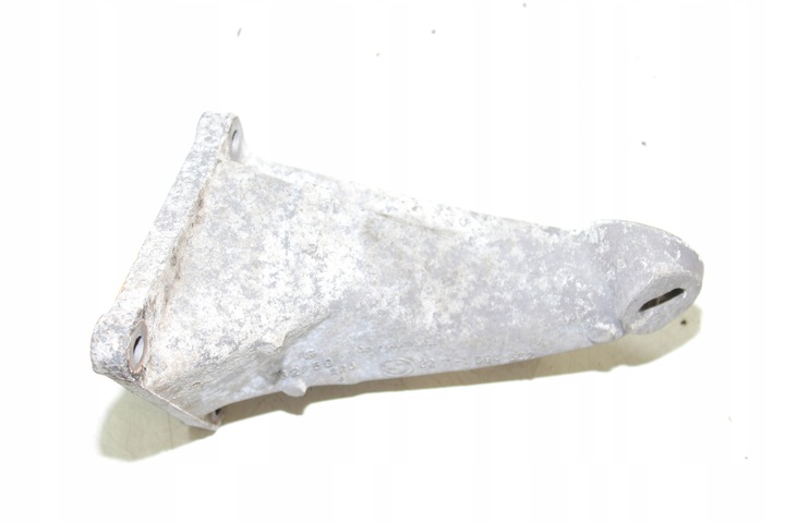 фото №4, Bmw 3 e46 318i 1094652 лапи кронштейн двигателя правая 1.9 m43