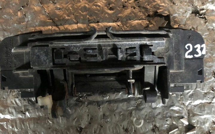 фото №12, Ручка зовнішня права зад ліва audi a3 8l a4 b6 4b0839885 lt
