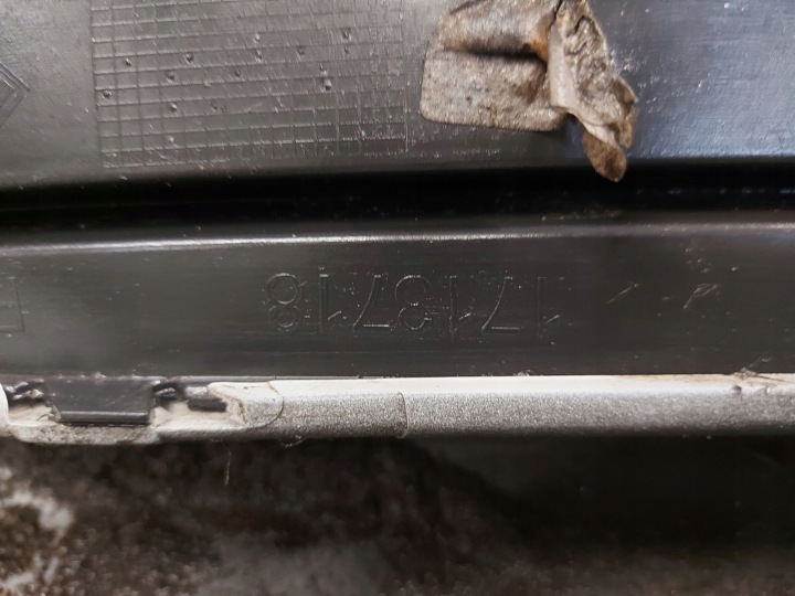 фото №13, Audi a4 b8 11r бампер перед 8k0807437
