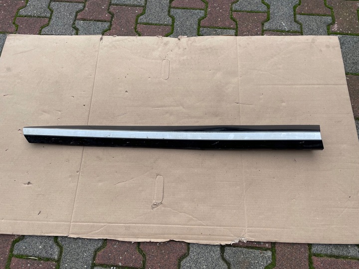 фото №1, Vw arteon 3g8 планка дверь левый перед 3g8854879b