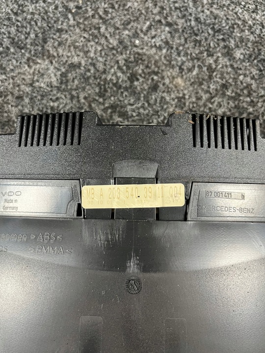 фото №6, Mercedes w203 2.2 cdi спидометр приборы a2035403911