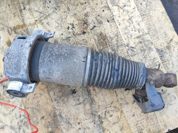 фото №15, Audi q7 4l 3.0tdi амортизатор пневматичний повітряна подушка лівий праві зад комплект org