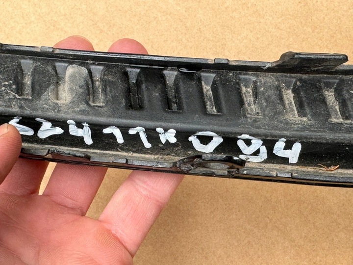 фото №10, Volvo xc60 xc-60 ii 2 рестайлінг 21- r-design планка ліва дифузор бампер зад зад