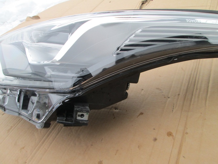 фото №9, Лампа левая toyota chr полный led c-hr фара левый ушки do ремонт