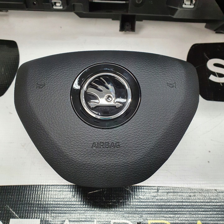 фото №6, Kodiaq панель консоль подушки ремни подушка безопасности