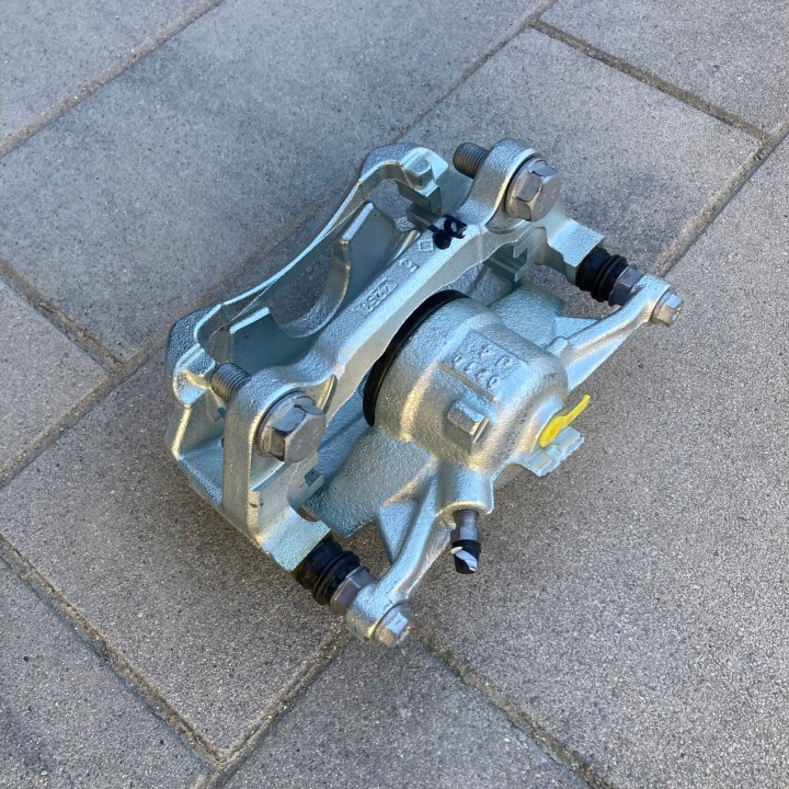 фото №14, Volkswagen golf 8 viii супорт з jarzmem праве перед нове oem номер vw