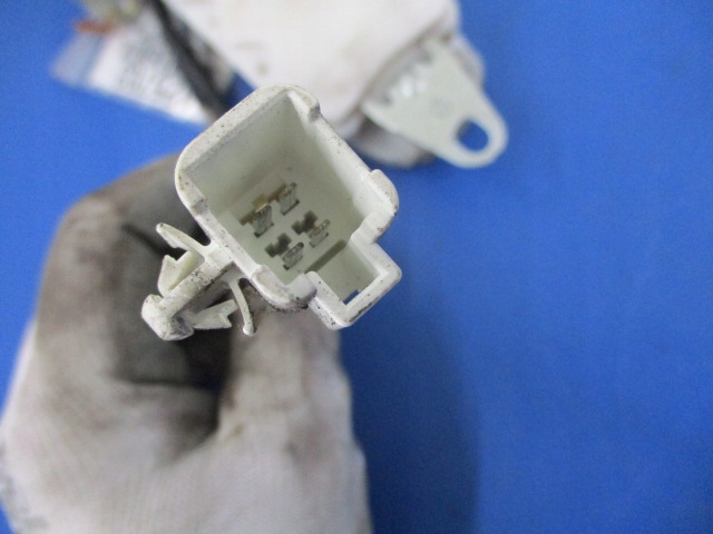 фото №4, Subaru justy 07-11 замок кришки зад багажника
