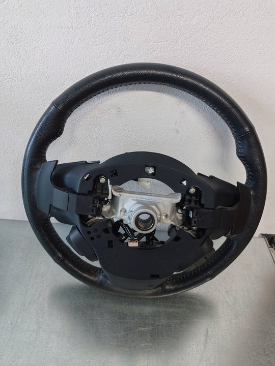 фото №10, Subaru forester v sk руль кожаный мульти лепестки с подогревом