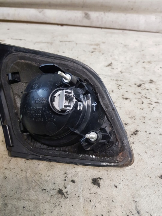 фото №10, Фара задняя правая w крышка багажника mazda 3 i bk hb p2913r