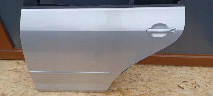 фото №4, Двері лівий зад задні сріблястий golf v plus