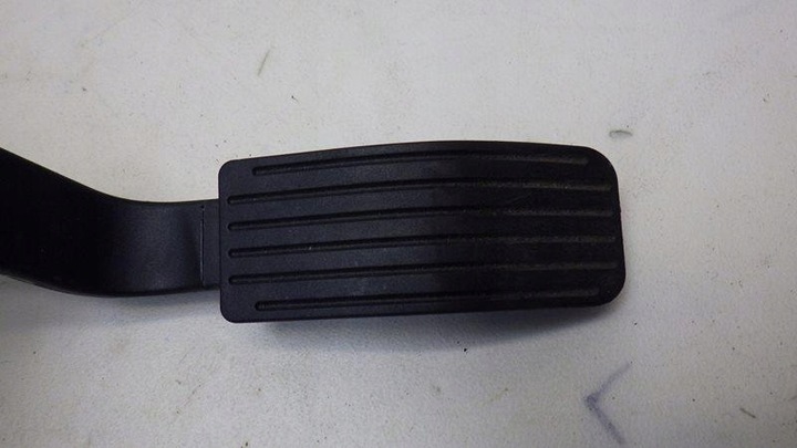 фото №12, Педаль газа потенциометр citroen c3 aircross 1.2 3637657 6pv009949-61