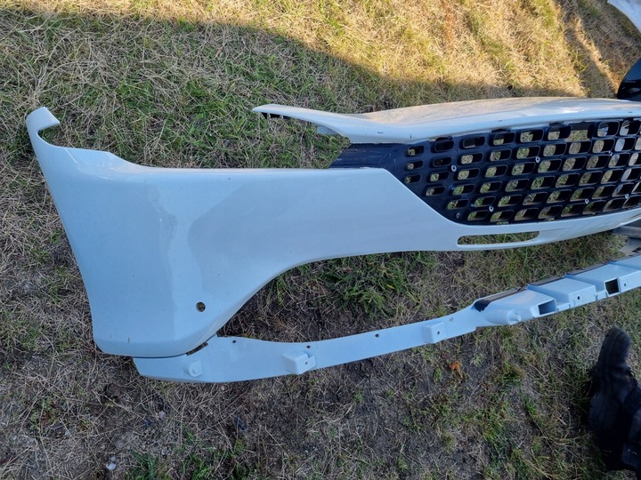 фото №3, Ferrari roma f169 бампер оригінал переднє перед білий pdc знак емблема